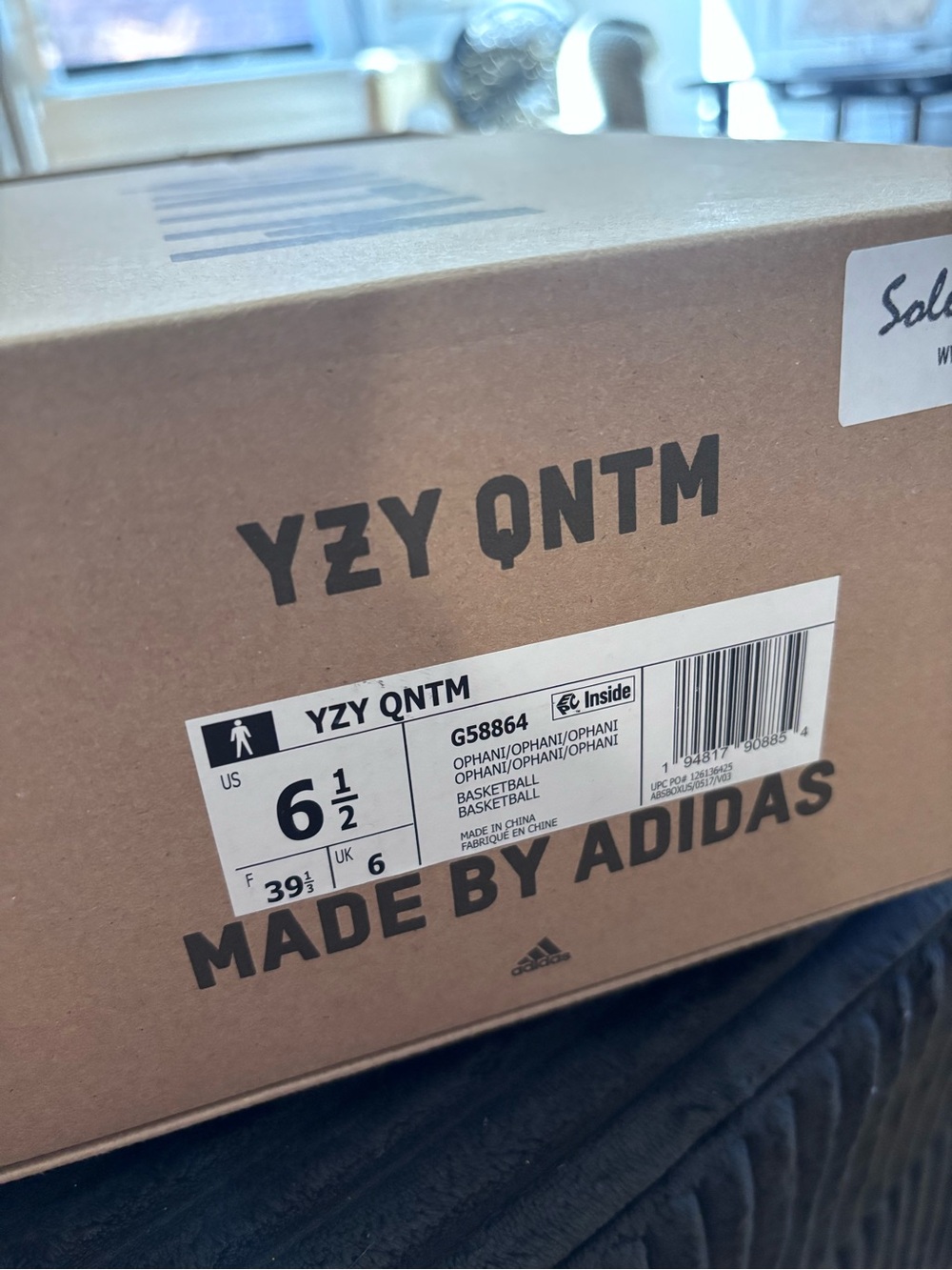 adidas YZY QNTM Shoe Box - blue/mint/teal version